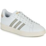 Hvide Sporty adidas Court Herresneakers Hælhøjde op til 3 cm Størrelse 47.5 