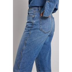 Sofi Fahrman x NA-KD Jeans med detaljer - Blue